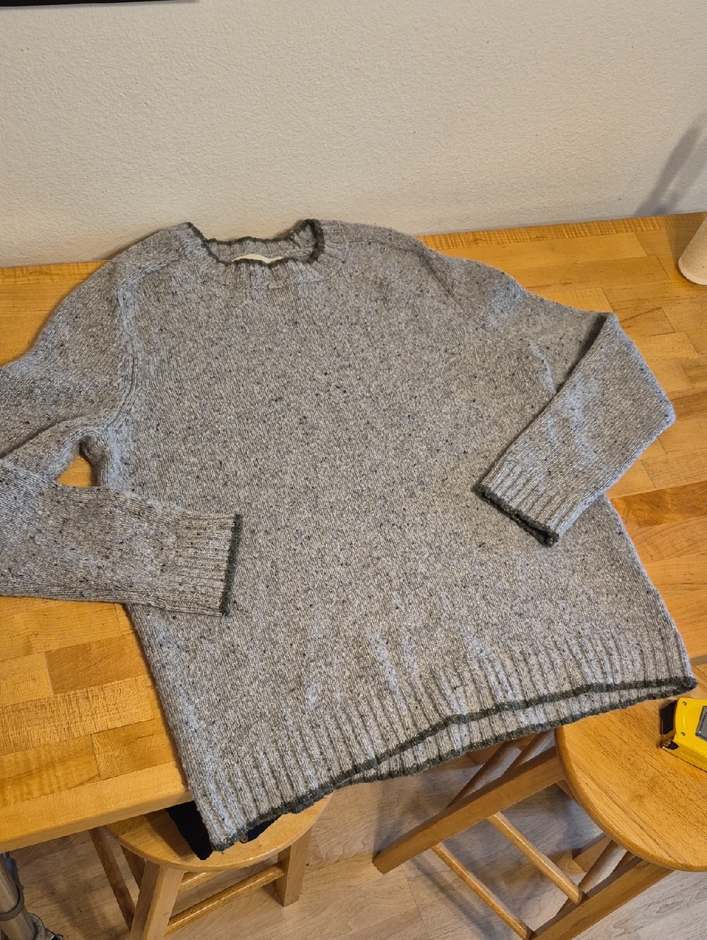 Mollusk California Merino Wool Gray Pullover Sweater Crewneck Forest Green Trim